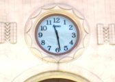 両国駅のシンプルな壁時計。05.09.08.
